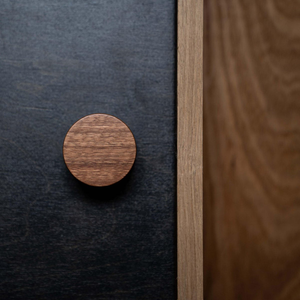 You-Spin-Me (Round) | Modern wooden door handle | IN-TERIA